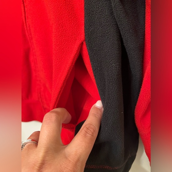 Bold Red and Black Zip-Up Jacket - Picture 4 of 6